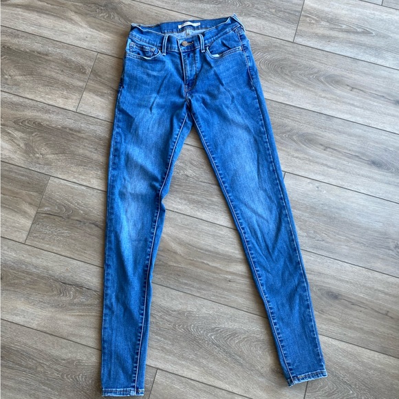 Levis Jeans Size 27 - Picture 2 of 3